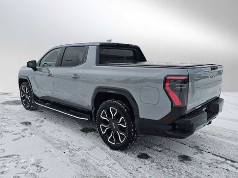 New 2024 GMC Sierra EV Denali image 3
