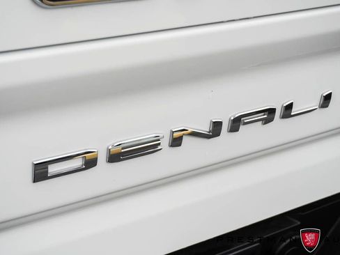 Used 2024 GMC Sierra 3500 Denali w/ Denali Reserve Package AWD/4WD image 27