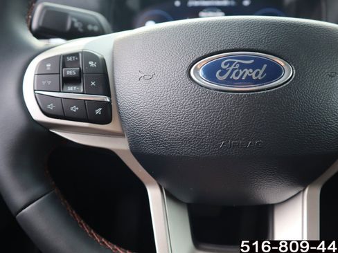 Used 2025 Ford Explorer Active image 22
