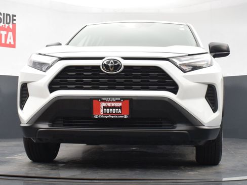Used 2024 Toyota RAV4 LE image 29