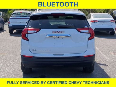 Used 2022 GMC Terrain SLE w/ Driver Convenience Package FWD image 8