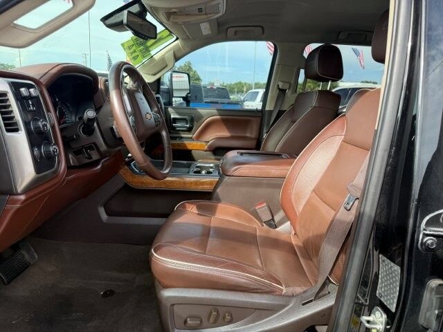 Used 2017 Chevrolet Silverado 3500 High Country w/ Duramax Plus Package AWD/4WD image 11