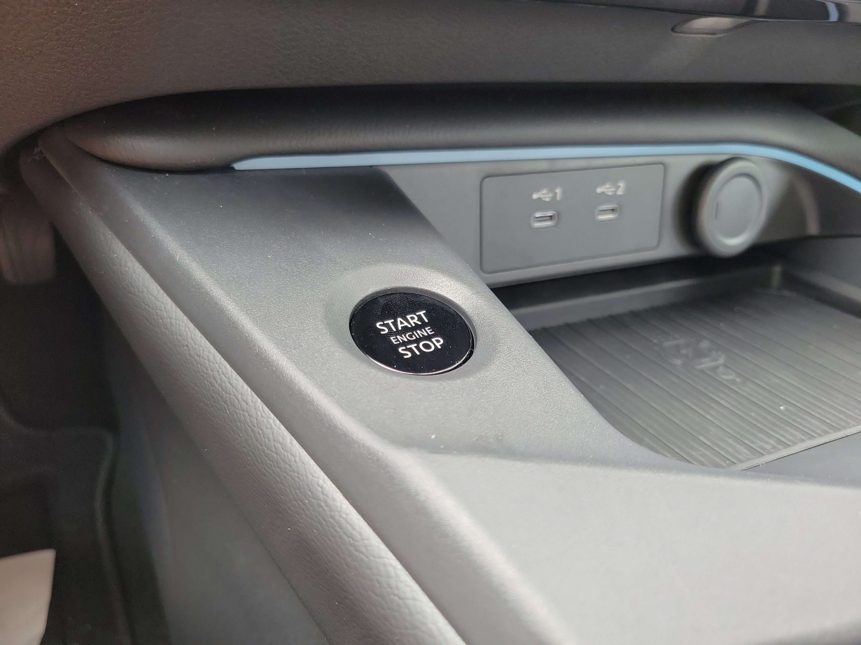Certified 2026 Nissan Sentra SR w/ SR Premium Package FWD image 26