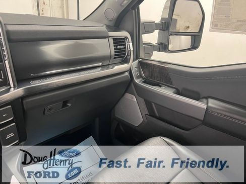 New 2025 Ford F350 Lariat w/ Lariat Ultimate Package image 42