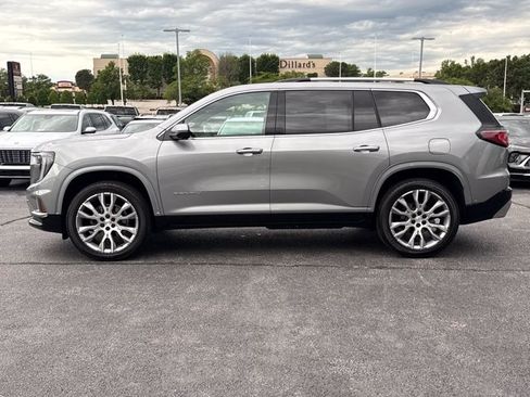 Used 2025 GMC Acadia Denali w/ Super Cruise Package FWD image 14