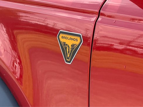 Used 2023 Ford Bronco Badlands AWD/4WD image 8
