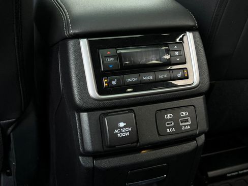 Used 2023 Subaru Ascent Touring AWD/4WD image 23