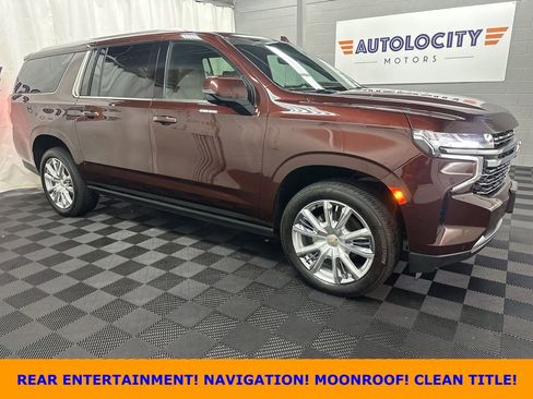 Used 2023 Chevrolet Suburban High Country AWD/4WD image 1