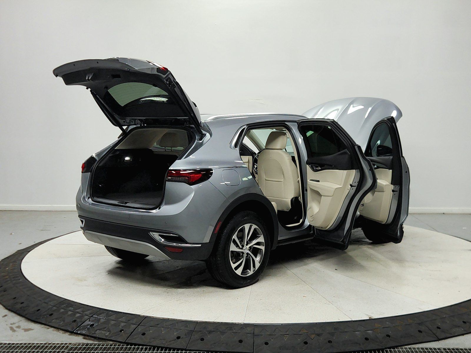 Used 2023 Buick Envision Essence w/ Technology Package I FWD image 16