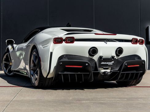Used 2023 Ferrari SF90 Stradale image 6