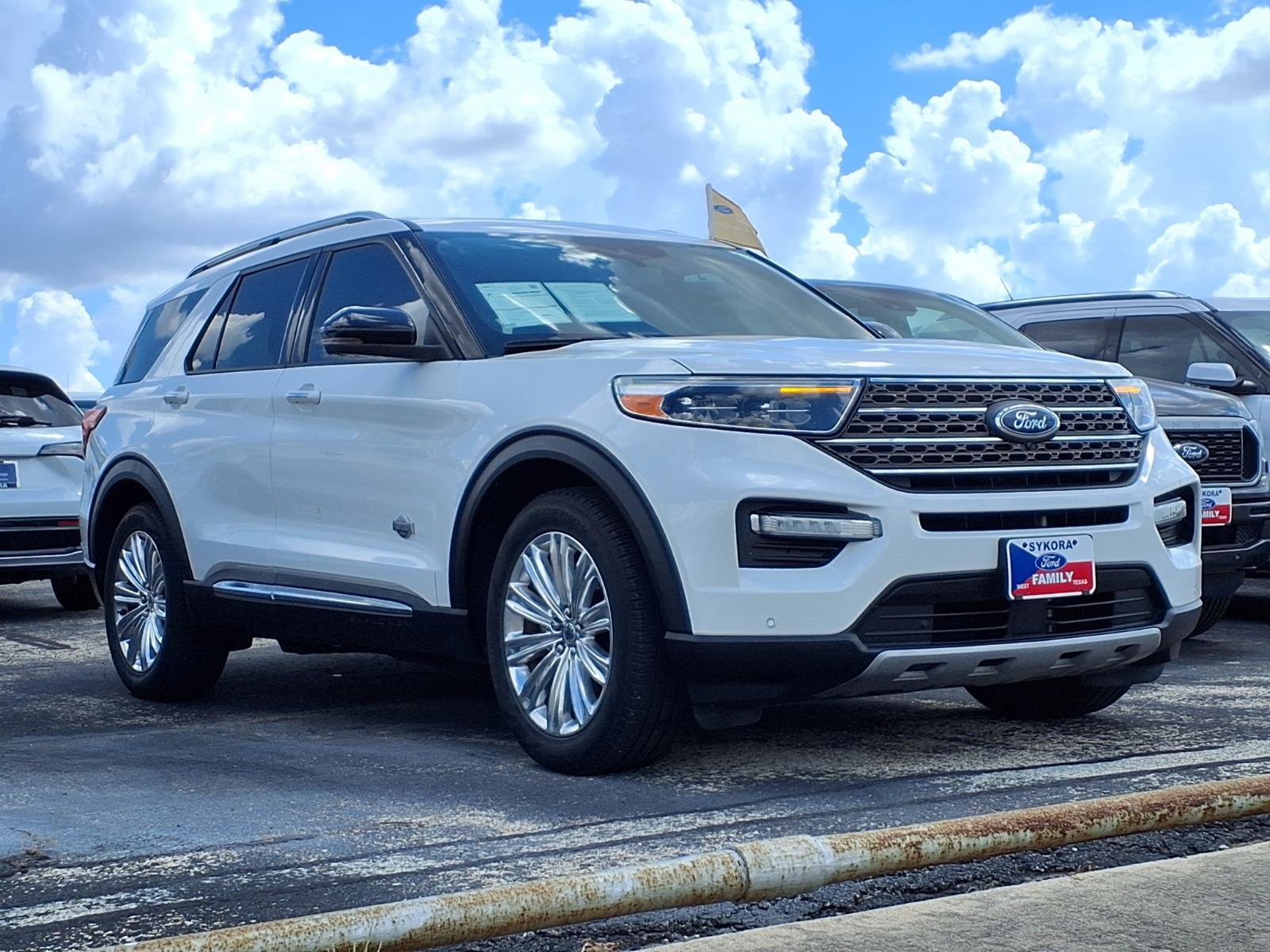 Certified 2023 Ford Explorer King Ranch w/ Technology Package RWD image 3