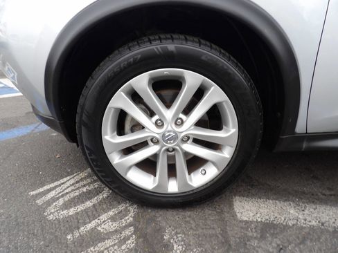 Used 2016 Nissan Juke S image 14