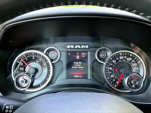 Used 2020 RAM 1500 Big Horn AWD/4WD image 10