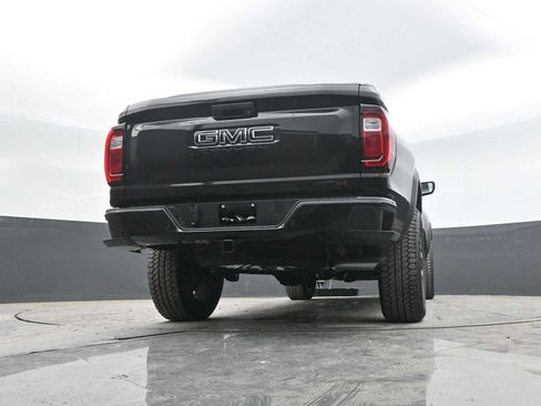 New 2025 GMC Canyon AT4 w/ Nightfall Edition image 40