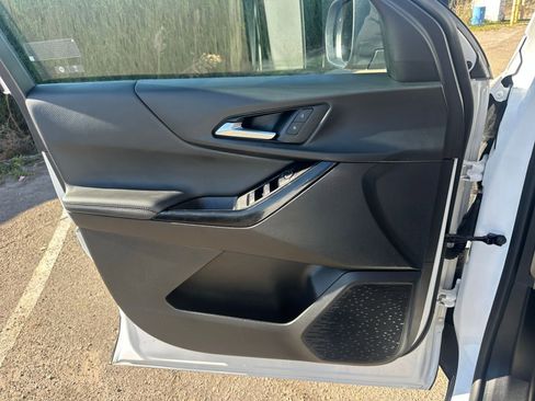 Used 2025 Chevrolet Equinox LT image 20