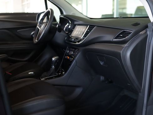 Used 2017 Buick Encore Preferred image 28