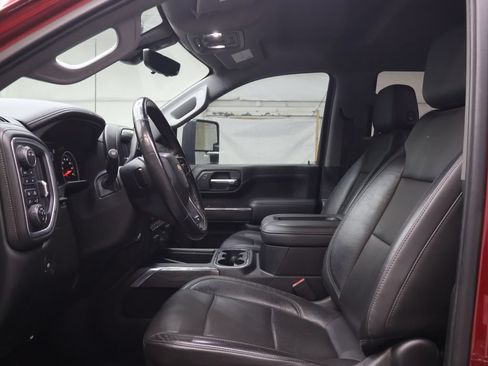 Used 2020 Chevrolet Silverado 2500 LTZ w/ LTZ Premium Package AWD/4WD image 16
