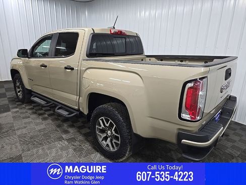 Used 2021 GMC Canyon AT4 w/ Driver Alert Package AWD/4WD image 11