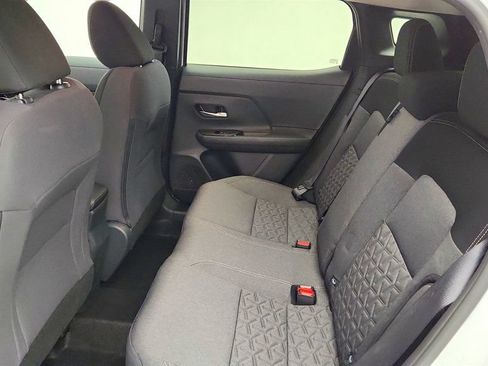 Used 2025 Nissan Kicks SV AWD/4WD image 20