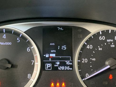 Used 2025 Nissan Kicks Play S FWD image 24