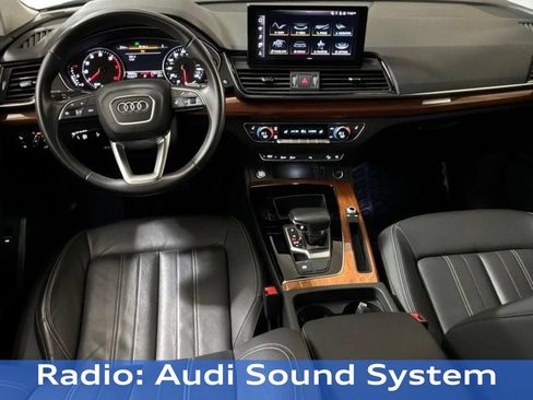 Used 2023 Audi Q5 2.0T Premium w/ Convenience Package AWD/4WD image 12