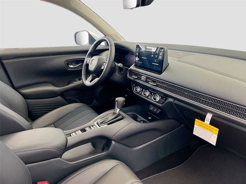 New 2026 Honda HR-V EX-L image 28