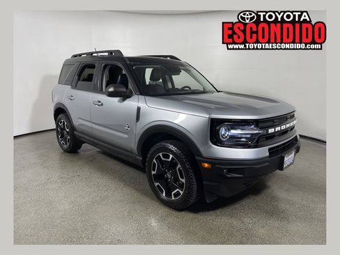Used 2022 Ford Bronco Sport Outer Banks w/ Tech Package AWD/4WD image 1