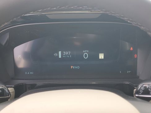 New 2026 Lincoln Corsair Premiere image 17