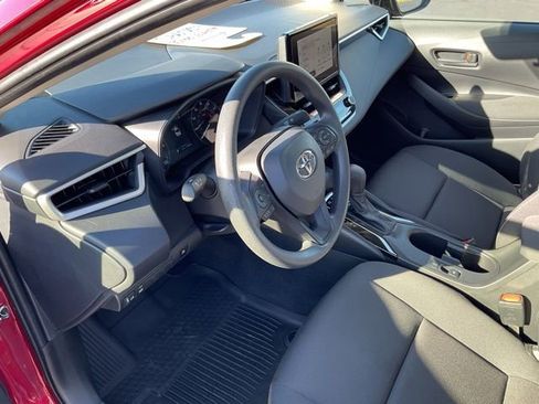 Used 2024 Toyota Corolla LE image 9