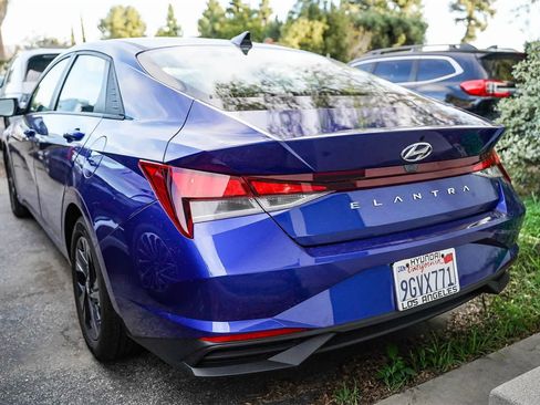 Certified 2023 Hyundai Elantra SEL image 9
