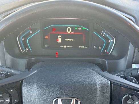 Used 2018 Honda Odyssey EX-L image 16