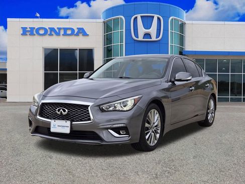 Used 2022 INFINITI Q50 Luxe w/ Cargo Package RWD image 7
