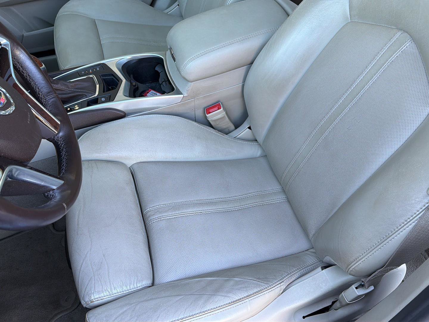 Used 2016 Cadillac SRX Premium w/ Driver Assist Package FWD image 32