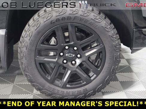 Certified 2024 Chevrolet Silverado 1500 LT Trail Boss w/ Convenience Package II image 3