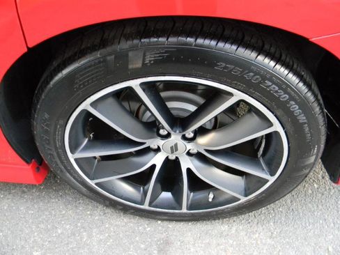 Used 2018 Dodge Charger R/T Scat Pack image 25