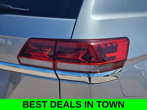 Used 2023 Volkswagen Atlas SE FWD image 41