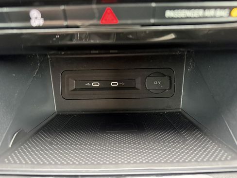 Used 2023 Volkswagen Atlas SE image 25