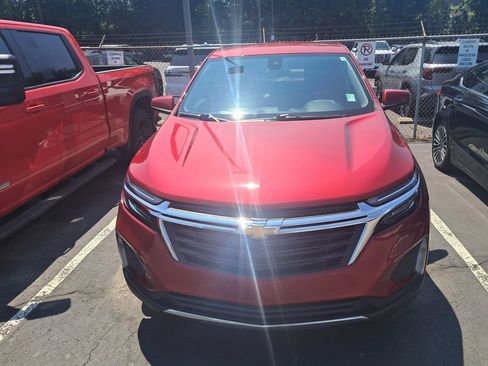 Used 2023 Chevrolet Equinox LT AWD/4WD image 5