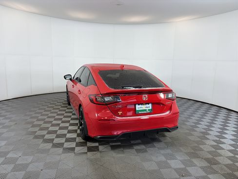 Used 2023 Honda Civic Sport image 8