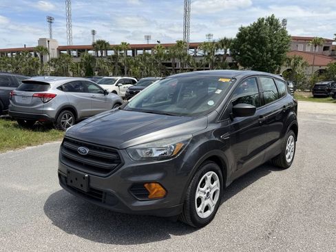 Used 2018 Ford Escape S FWD image 9