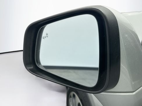 Used 2022 Buick Encore Preferred w/ Safety Package FWD image 16