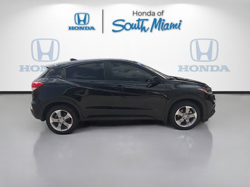 Certified 2022 Honda HR-V LX image 8