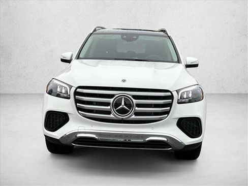 New 2026 Mercedes-Benz GLS 450 4MATIC image 2