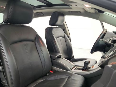 Used 2011 Buick LaCrosse CXL w/ Driver Confidence Package image 37