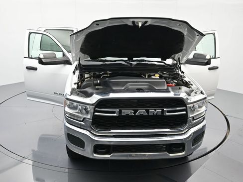 Used 2021 RAM 2500 Tradesman w/ Chrome Appearance Group image 43