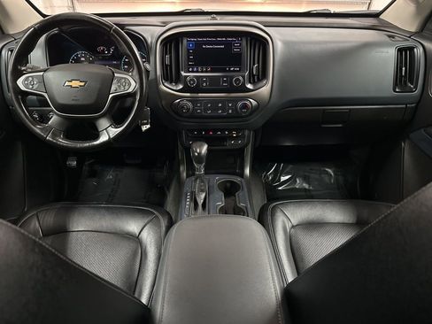 Used 2022 Chevrolet Colorado Z71 w/ Trail Boss Package AWD/4WD image 24