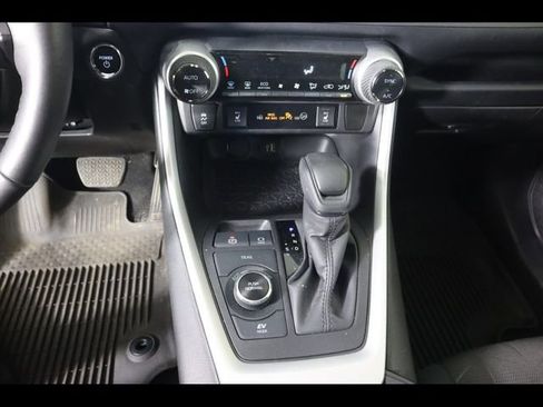 Used 2024 Toyota RAV4 XLE w/ Convenience Package image 27