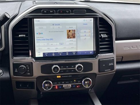 Used 2022 Ford F250 Lariat w/ Lariat Ultimate Package image 15