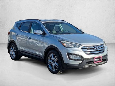 Used 2013 Hyundai Santa Fe Sport 2.0T image 3