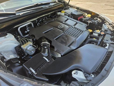 Used 2019 Subaru Outback 3.6R Limited AWD/4WD image 53